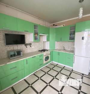 2-к квартира, вторичка, 66м2, 1/3 этаж