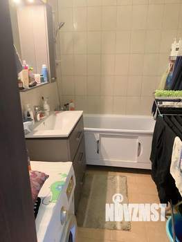 2-к квартира, вторичка, 56м2, 1/3 этаж