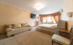 3-к квартира, вторичка, 106м2, 5/5 этаж