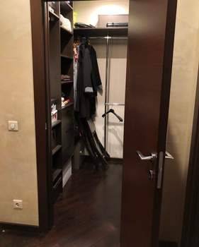 3-к квартира, вторичка, 96м2, 8/10 этаж