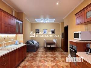 3-к квартира, вторичка, 110м2, 2/9 этаж