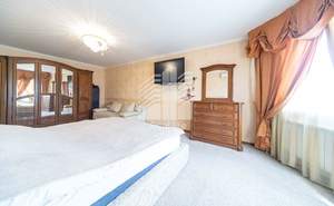 3-к квартира, вторичка, 106м2, 5/5 этаж