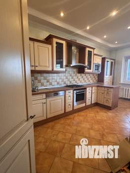 4-к квартира, вторичка, 160м2, 9/10 этаж