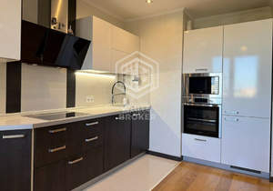 3-к квартира, вторичка, 86м2, 8/14 этаж