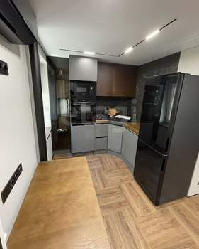 2-к квартира, вторичка, 63м2, 10/15 этаж