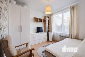 2-к квартира, вторичка, 56м2, 1/3 этаж