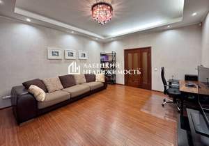 3-к квартира, вторичка, 110м2, 2/9 этаж