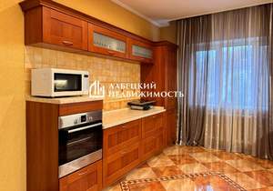 3-к квартира, вторичка, 110м2, 2/9 этаж