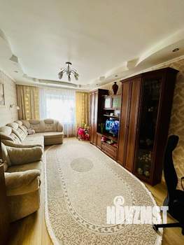2-к квартира, вторичка, 63м2, 1/10 этаж