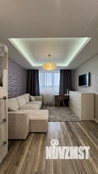 2-к квартира, вторичка, 57м2, 8/17 этаж