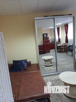 2-к квартира, вторичка, 45м2, 1/4 этаж