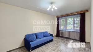 2-к квартира, вторичка, 42м2, 1/5 этаж
