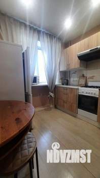 2-к квартира, вторичка, 42м2, 3/5 этаж