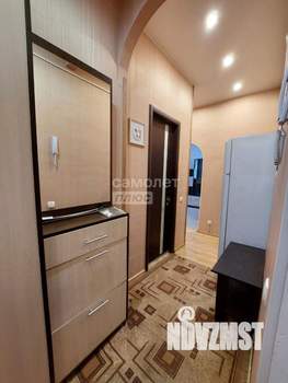 2-к квартира, вторичка, 44м2, 1/4 этаж