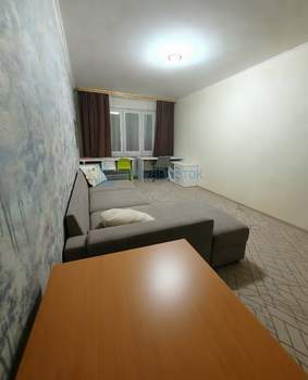 2-к квартира, вторичка, 58м2, 7/17 этаж