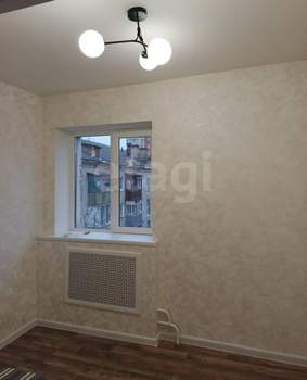 3-к квартира, вторичка, 43м2, 4/4 этаж