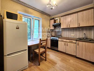 2-к квартира, вторичка, 41м2, 1/5 этаж
