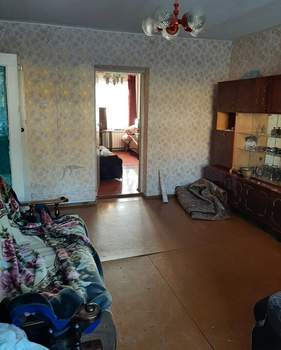 3-к квартира, вторичка, 64м2, 1/2 этаж