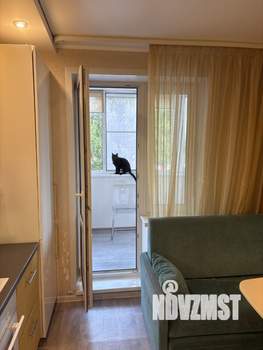 2-к квартира, вторичка, 52м2, 1/10 этаж