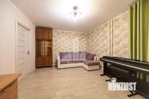 3-к квартира, вторичка, 75м2, 10/18 этаж