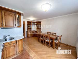 3-к квартира, вторичка, 139м2, 4/10 этаж