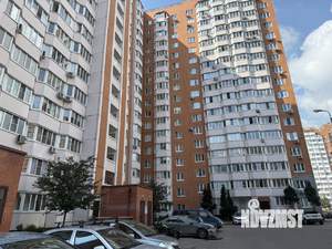2-к квартира, вторичка, 58м2, 1/17 этаж
