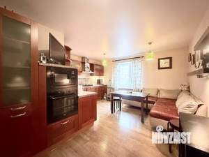 3-к квартира, вторичка, 160м2, 3/10 этаж