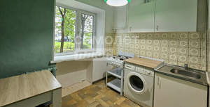 2-к квартира, вторичка, 42м2, 1/5 этаж