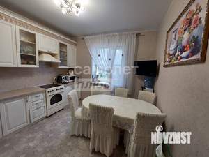 2-к квартира, вторичка, 60м2, 3/3 этаж