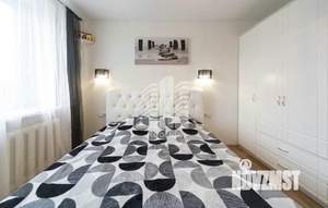 2-к квартира, вторичка, 63м2, 3/5 этаж