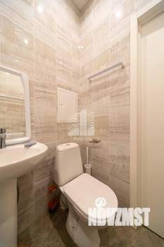 2-к квартира, вторичка, 45м2, 1/4 этаж