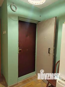 2-к квартира, вторичка, 42м2, 1/5 этаж