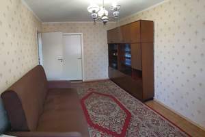 2-к квартира, вторичка, 42м2, 1/5 этаж