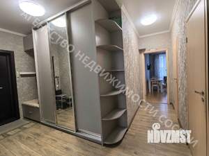 2-к квартира, вторичка, 56м2, 1/3 этаж