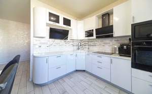 3-к квартира, вторичка, 79м2, 8/17 этаж