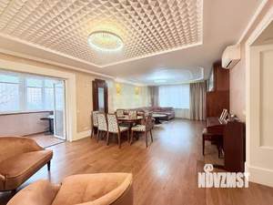 3-к квартира, вторичка, 160м2, 3/10 этаж