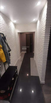 2-к квартира, вторичка, 63м2, 1/10 этаж