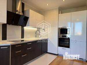 3-к квартира, вторичка, 86м2, 8/14 этаж