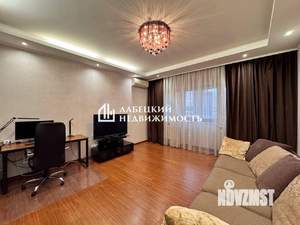 3-к квартира, вторичка, 110м2, 2/9 этаж