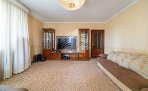 3-к квартира, вторичка, 106м2, 5/5 этаж