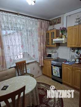 2-к квартира, вторичка, 56м2, 1/10 этаж