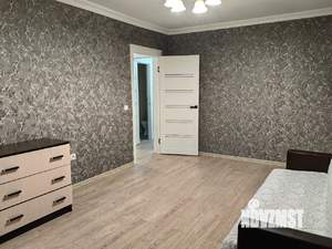 2-к квартира, вторичка, 61м2, 8/18 этаж