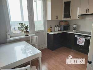 2-к квартира, вторичка, 57м2, 9/14 этаж