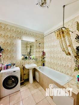 2-к квартира, вторичка, 61м2, 1/3 этаж