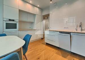 2-к квартира, вторичка, 63м2, 2/18 этаж