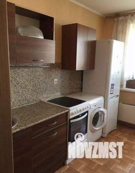 2-к квартира, вторичка, 63м2, 10/15 этаж