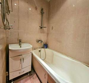 2-к квартира, вторичка, 43м2, 4/1 этаж