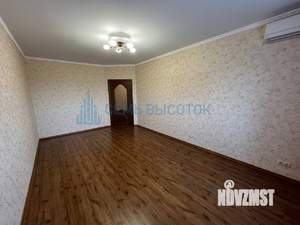 2-к квартира, вторичка, 64м2, 8/10 этаж