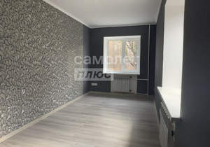 2-к квартира, вторичка, 43м2, 1/4 этаж