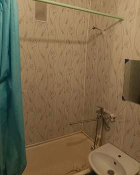 2-к квартира, вторичка, 46м2, 1/9 этаж